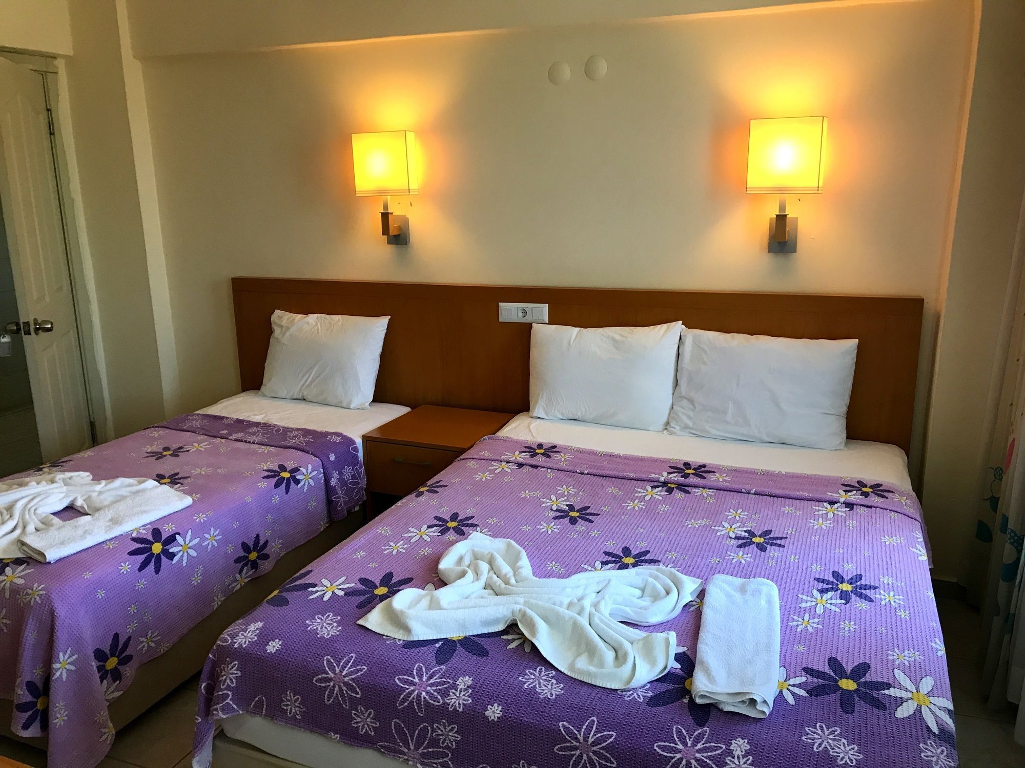 Doga Hotel 厄吕代尼兹 外观 照片